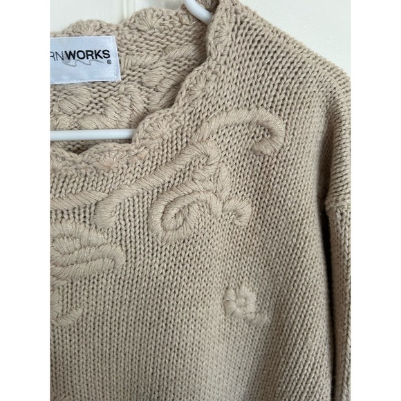 Yarnworks Hand Knit Sweater Women's Size Large Pullover Heavy Knit Ecru - Picture 3 of 4